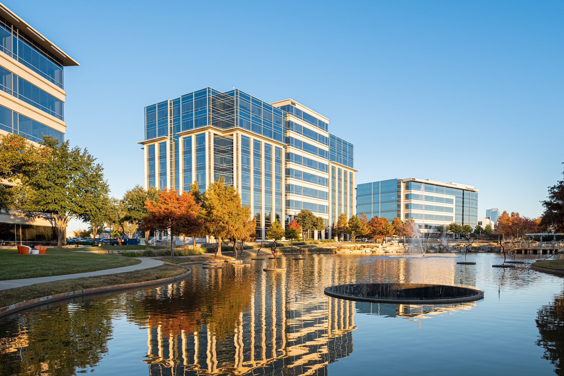 Exterior shot of 2901 Network Blvd